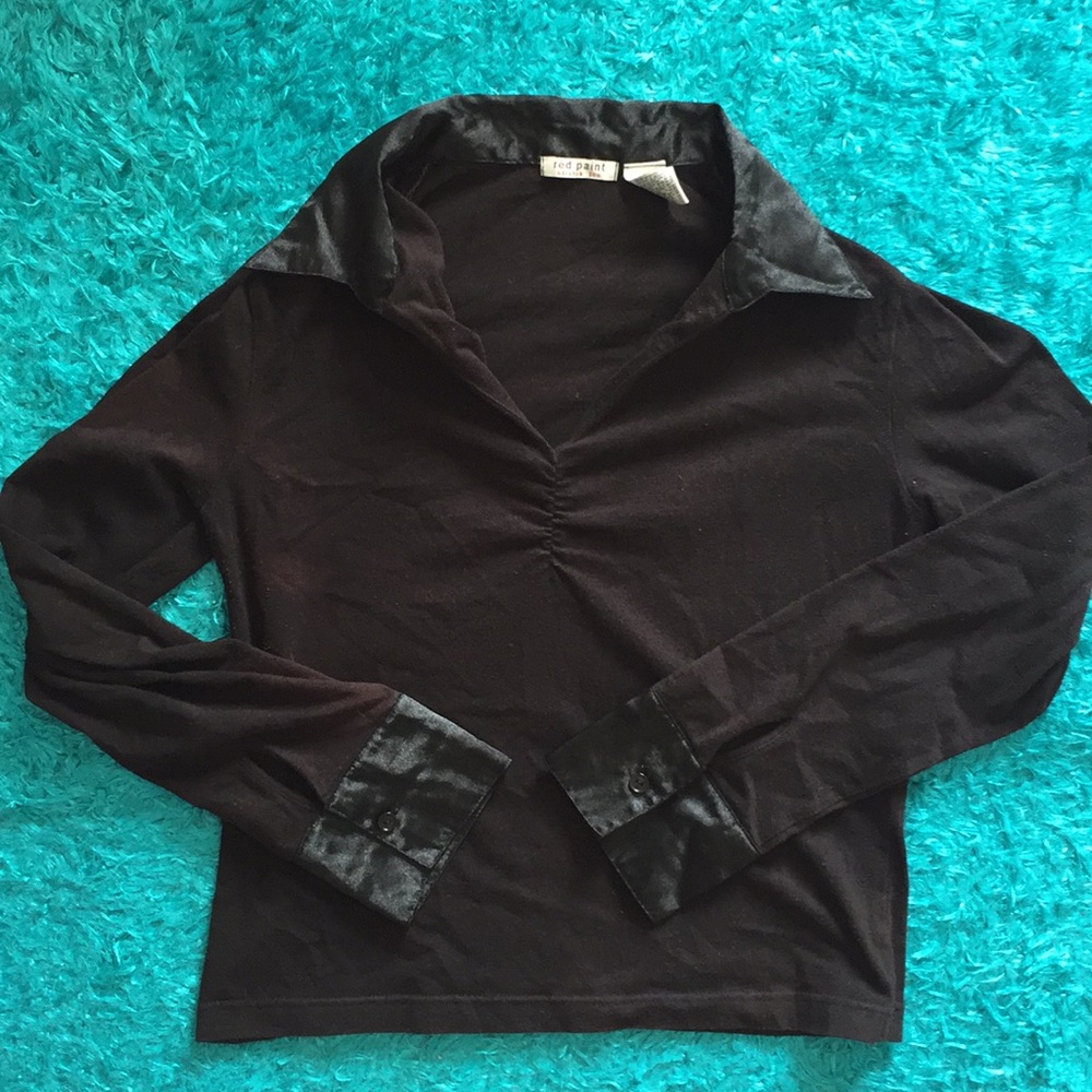 Vintage Red Paint v-cut collar long-sleeve shirt